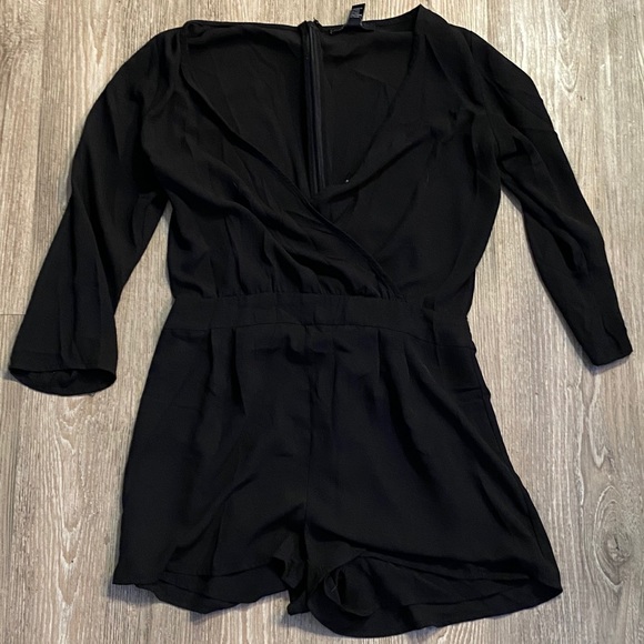 Romper - Picture 3 of 3